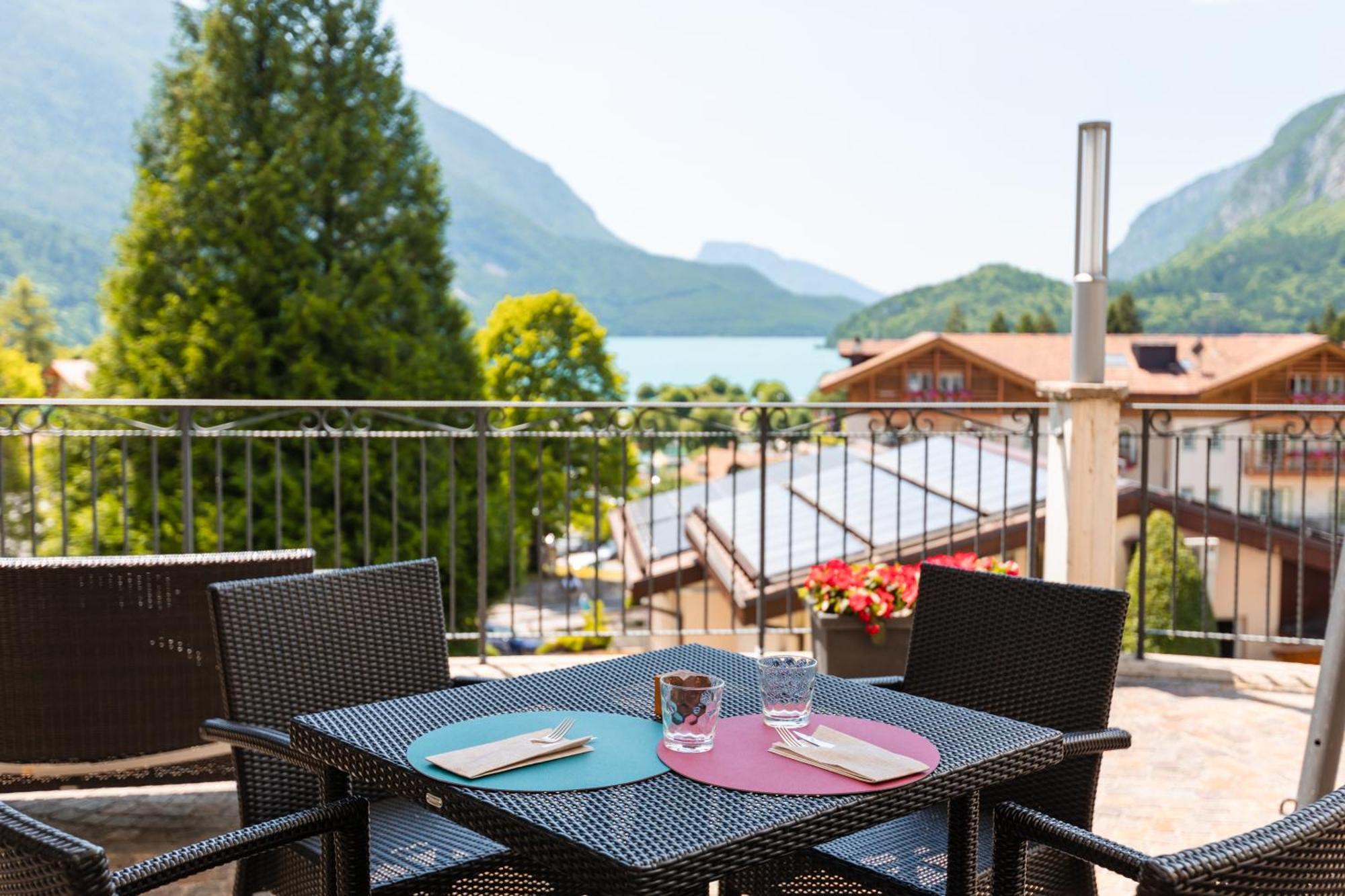 Alpenresort Belvedere Molveno Exterior photo