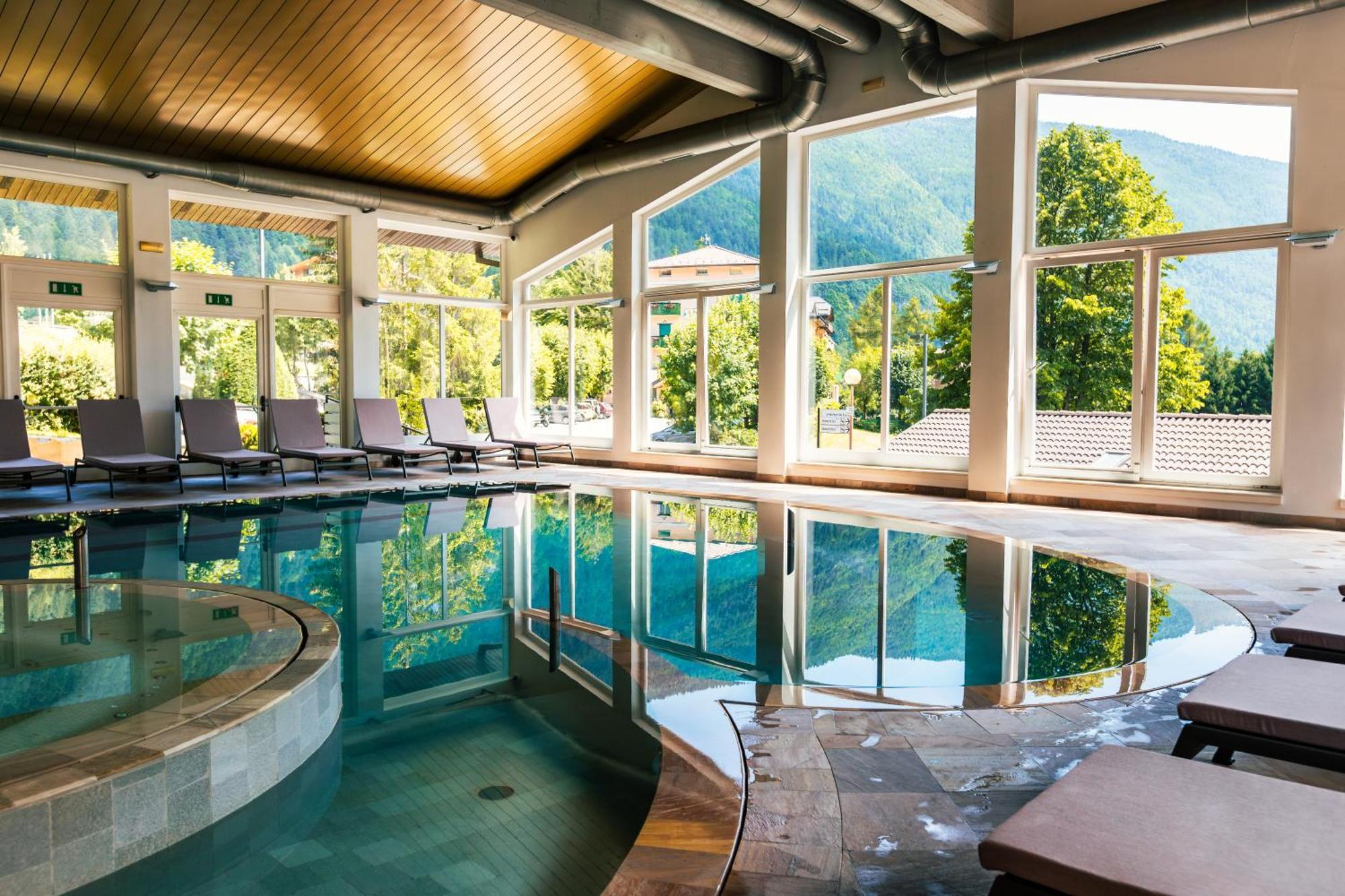 Alpenresort Belvedere Molveno Exterior photo